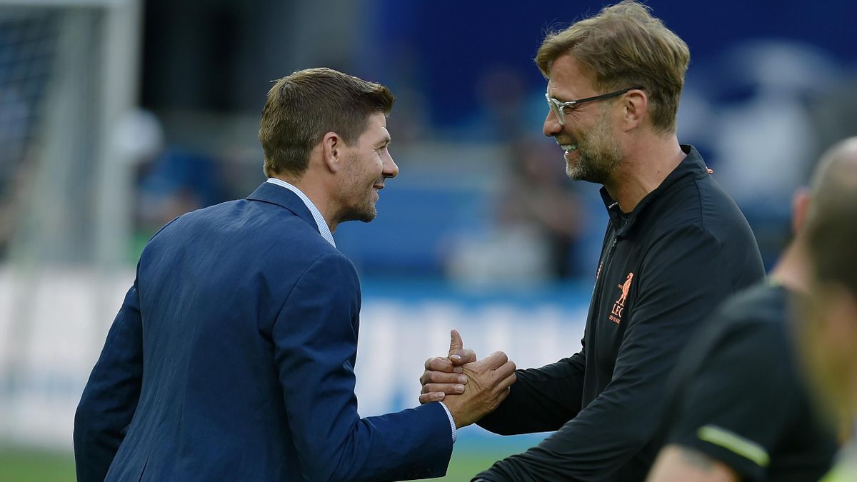 Jurgen Klopp manager of Liverpool with Steven Gerrard manager of Rangers during training session before the UEFA Champions League final between Real Madrid and Liverpool on May 22, 2018 in Kiev, Ukraine.