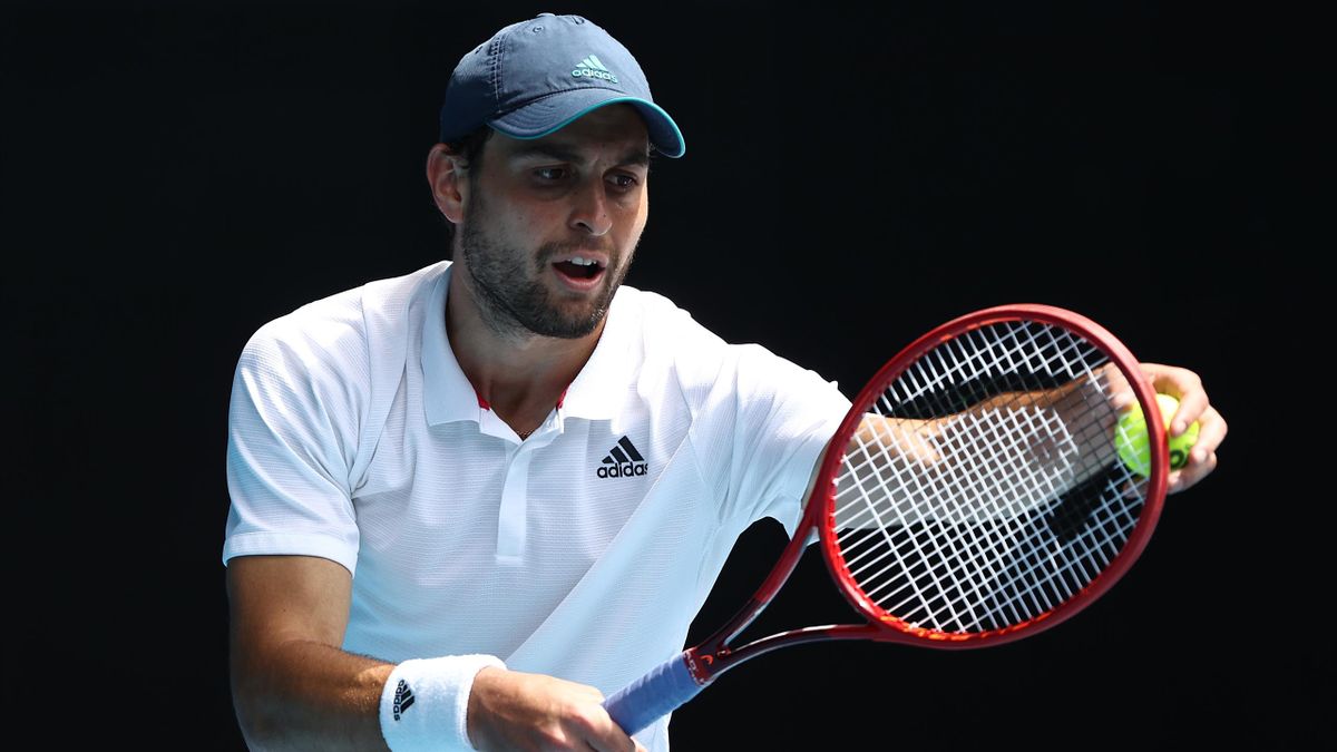 Australian Open 2021: Aslan Karatsev affronterà Novak Djokovic in semifinale