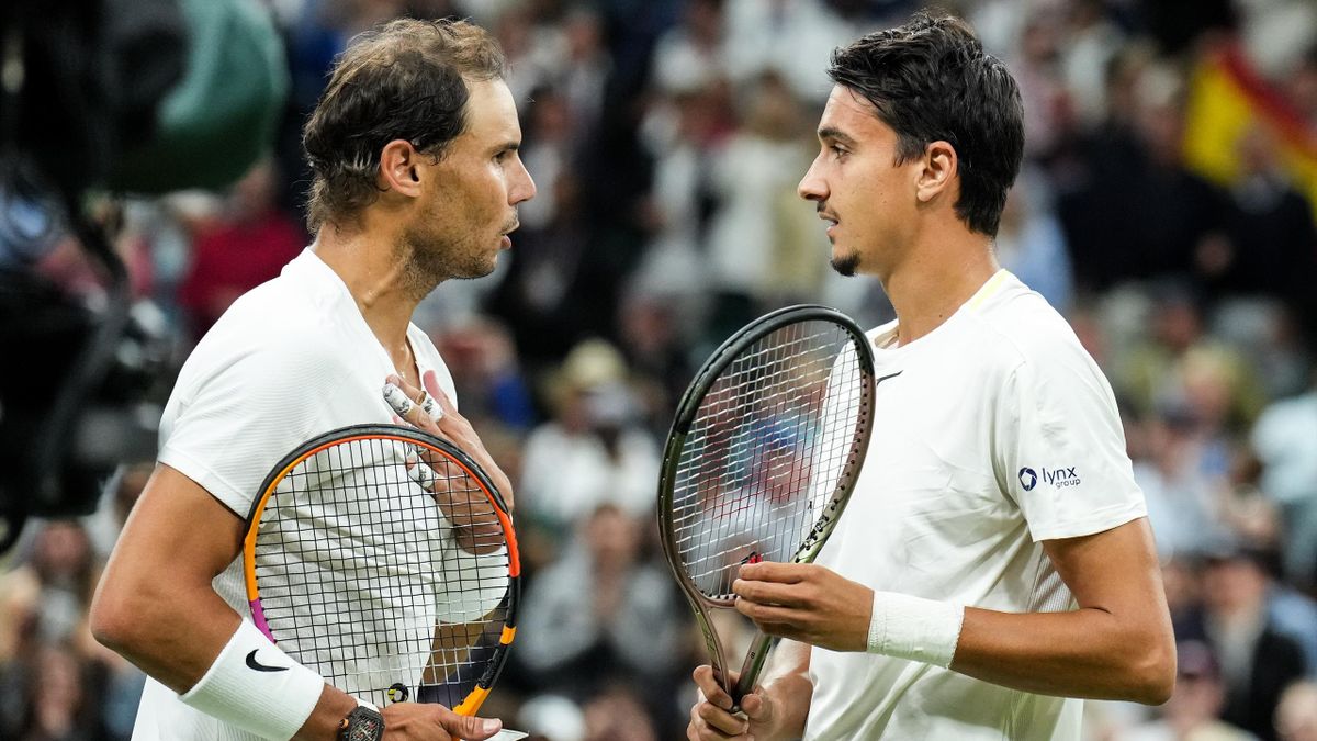 Rafael Nadal (l.) und Lorenzo Sonego hatten Gesprächsbedarf