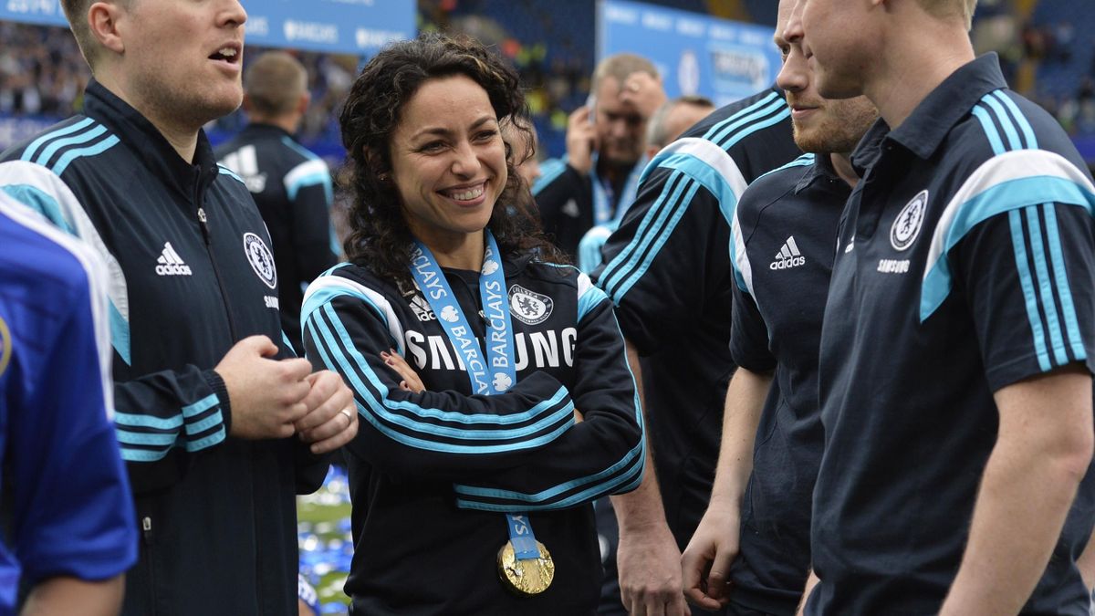 Jose Mourinho Should Apologise To Chelsea Doctor Eva Carneiro For Ignorant Conduct Eurosport Former chelsea doctor eva carneiro has settled her dismissal claim against the club on confidential dr carneiro, who claimed constructive dismissal against chelsea, also reached a discrimination. chelsea doctor eva carneiro