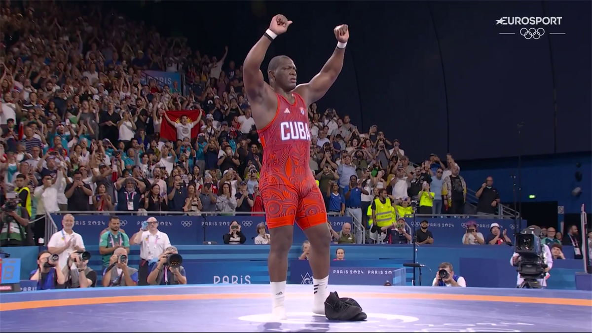 Il cubano Mijain Lopez Nunez chiude da leggenda 5 oro di fila nella lotta greco romana e lascia li le scarpe