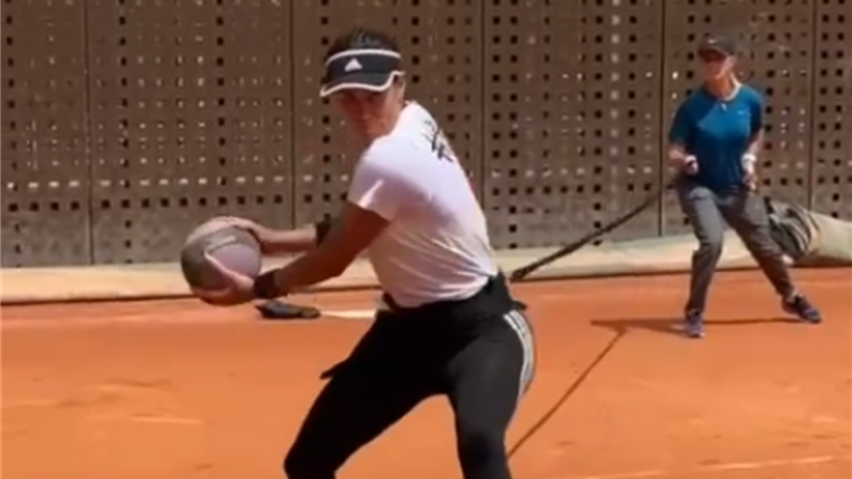 Mutua Madrid Open | Intenso y celebrado entreno de Garbiñe ...