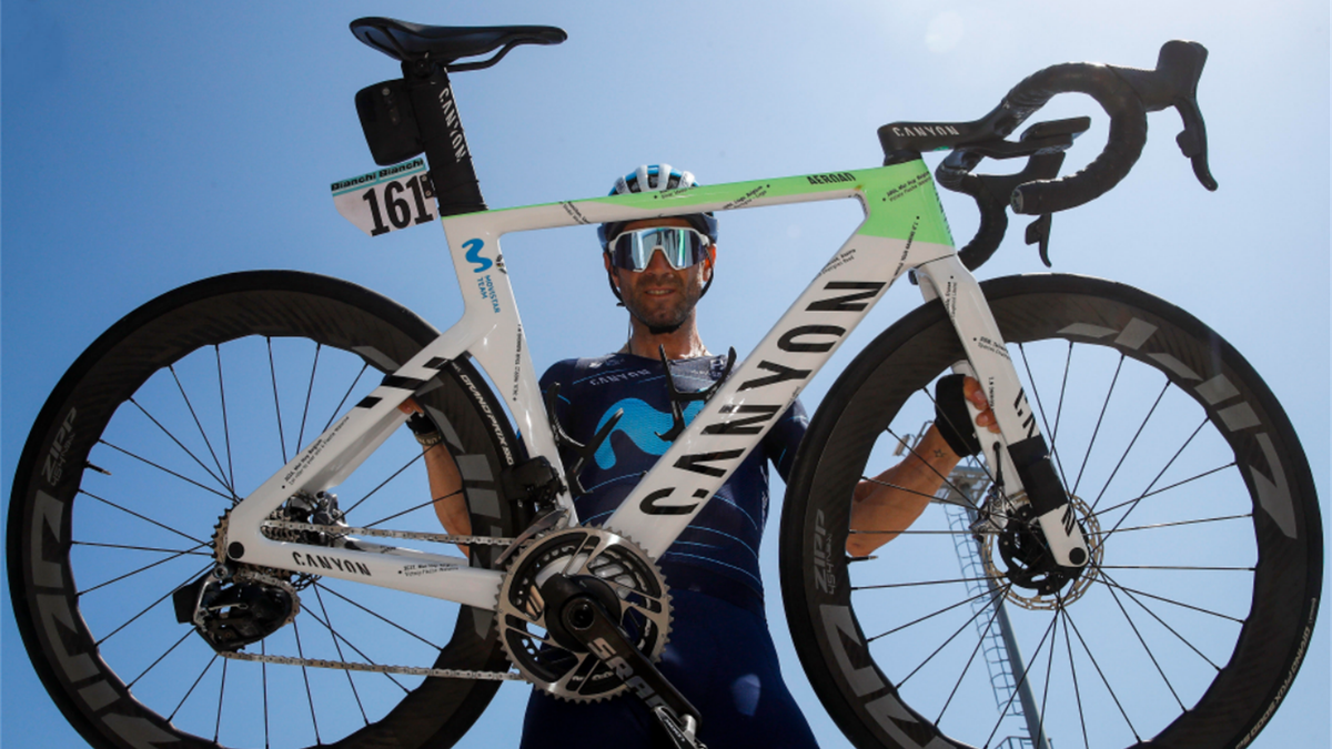 Alejandro Valverde y su nueva bicicleta para el Giro de Italia y el resto de temporada