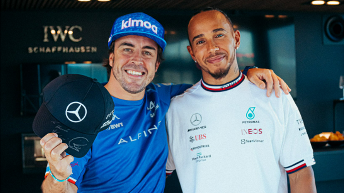 Lewis Hamilton and Fernando Alonso (Photo: Twitter @MercedesAMGF1)