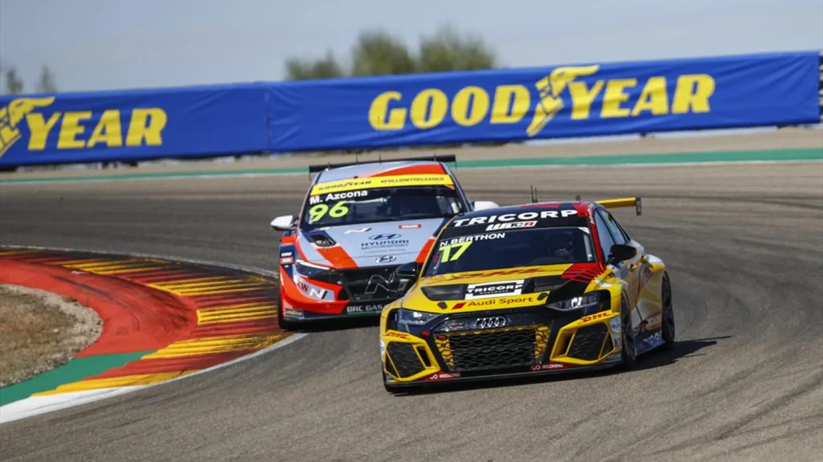 Audi Sport RS 3 LMS