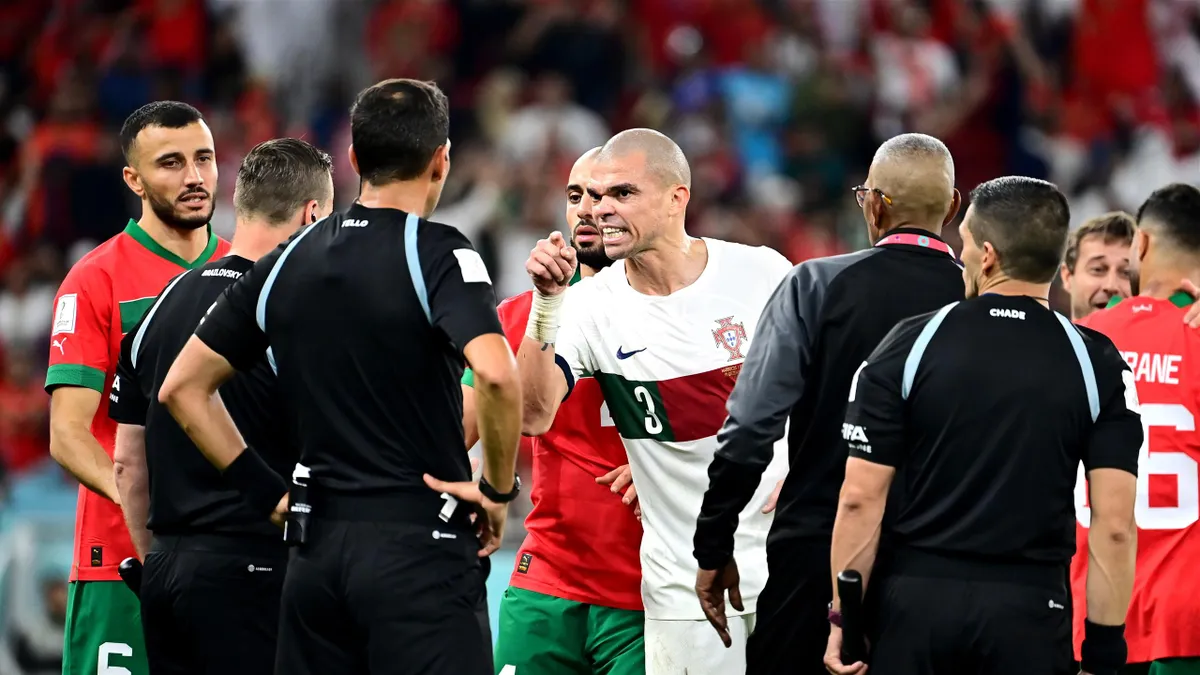 Coupe du monde 2022 - Pepe (Portugal) : "C'est inacceptable qu'un Argentin  nous arbitre" - Eurosport