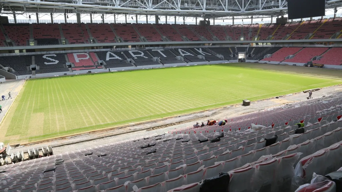 chempionat rossii pozhar proizoshel ryadom