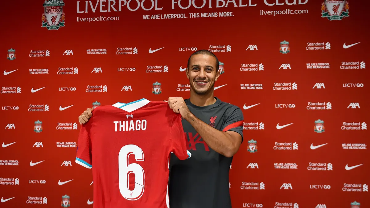 Liverpool Complete Thiago Signing From Bayern On A Four Year Deal Eurosport