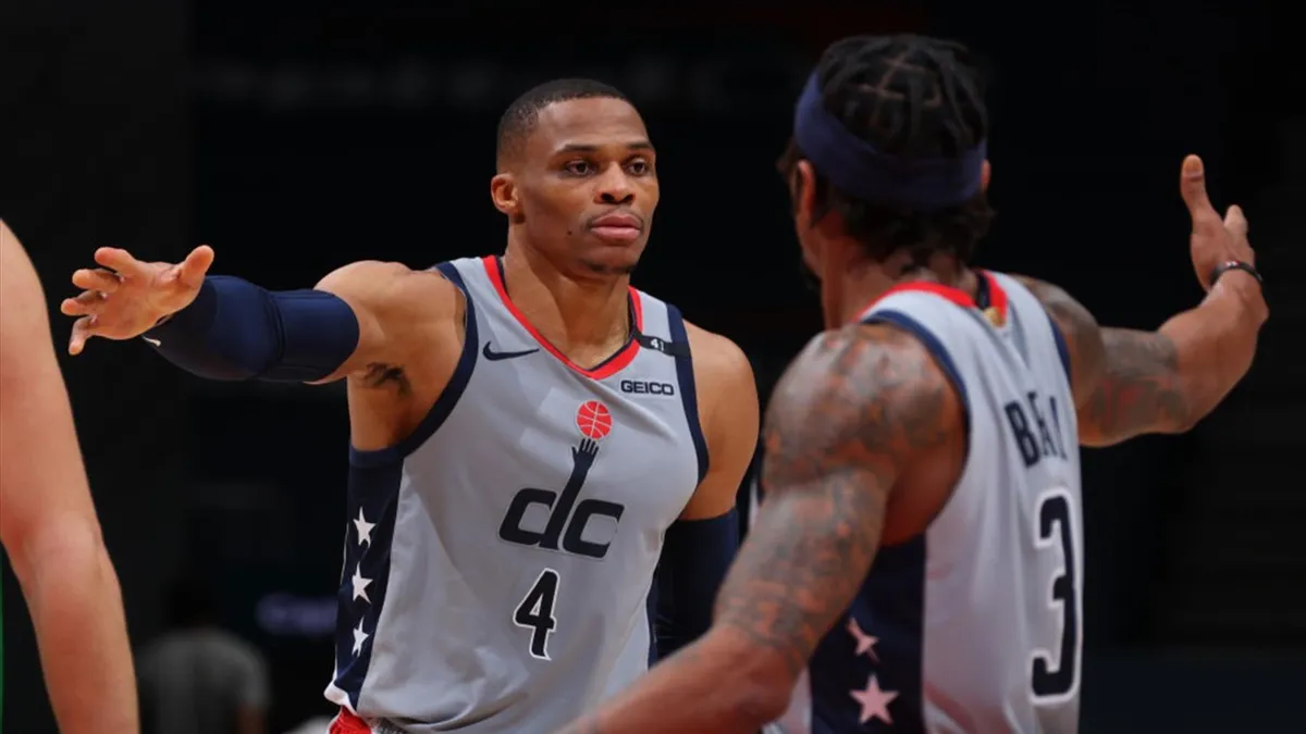 NBA : Russell Westbrook vole la vedette à Stepehen Curry
