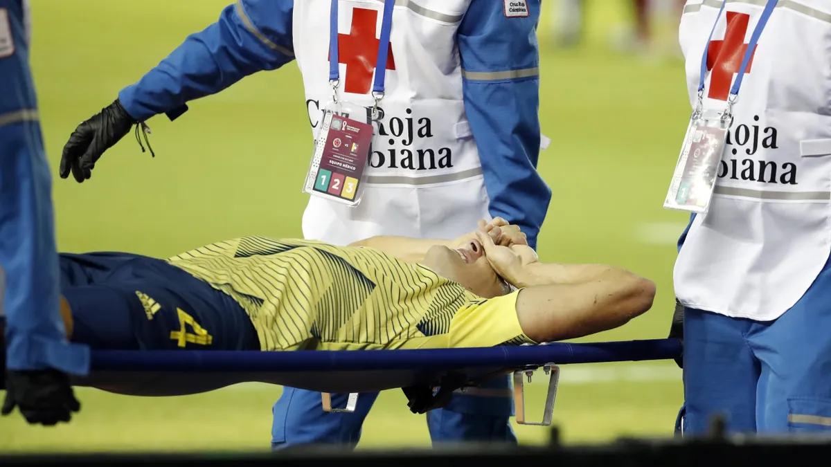 televedushaya razdelas v pryamom efire