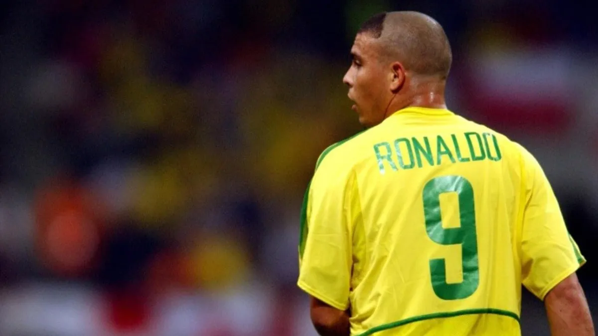 Football News Lionel Messi Praises Mentor Ronaldinho And Names The Best Striker He S Watched Eurosport Ronaldo de assis moreira, popularly known as ronaldinho, is a former soccer player and an individual from brazil's 2002 world cup championship team. football news lionel messi praises