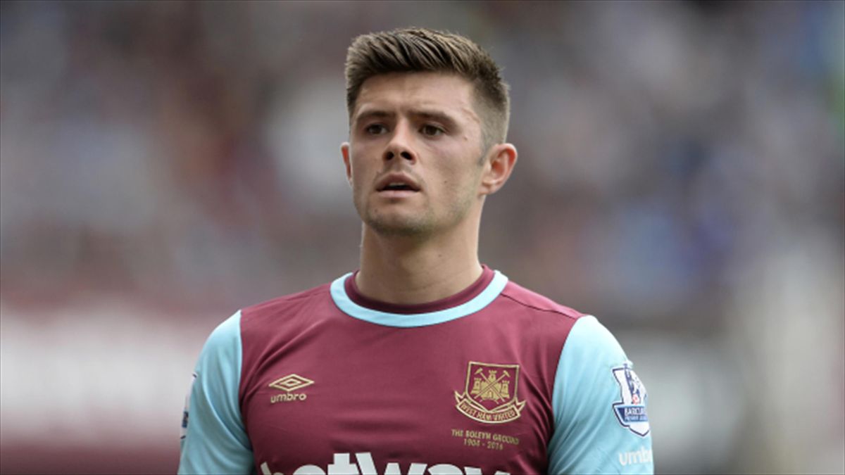 Injury Blow For West Ham As Aaron Cresswell Faces Up To Four Months On ...