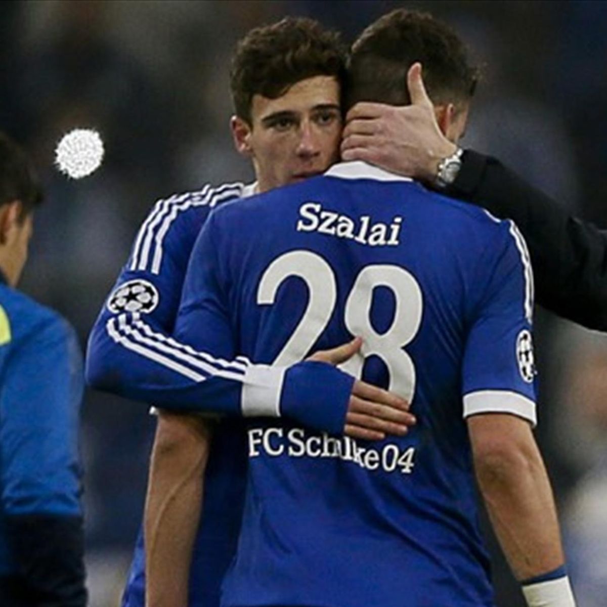 Schalke Have Luck In Win Over 10 Man Basel Eurosport