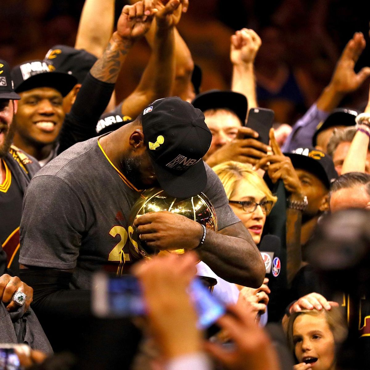 klivlend vyigral plej off mozgov i