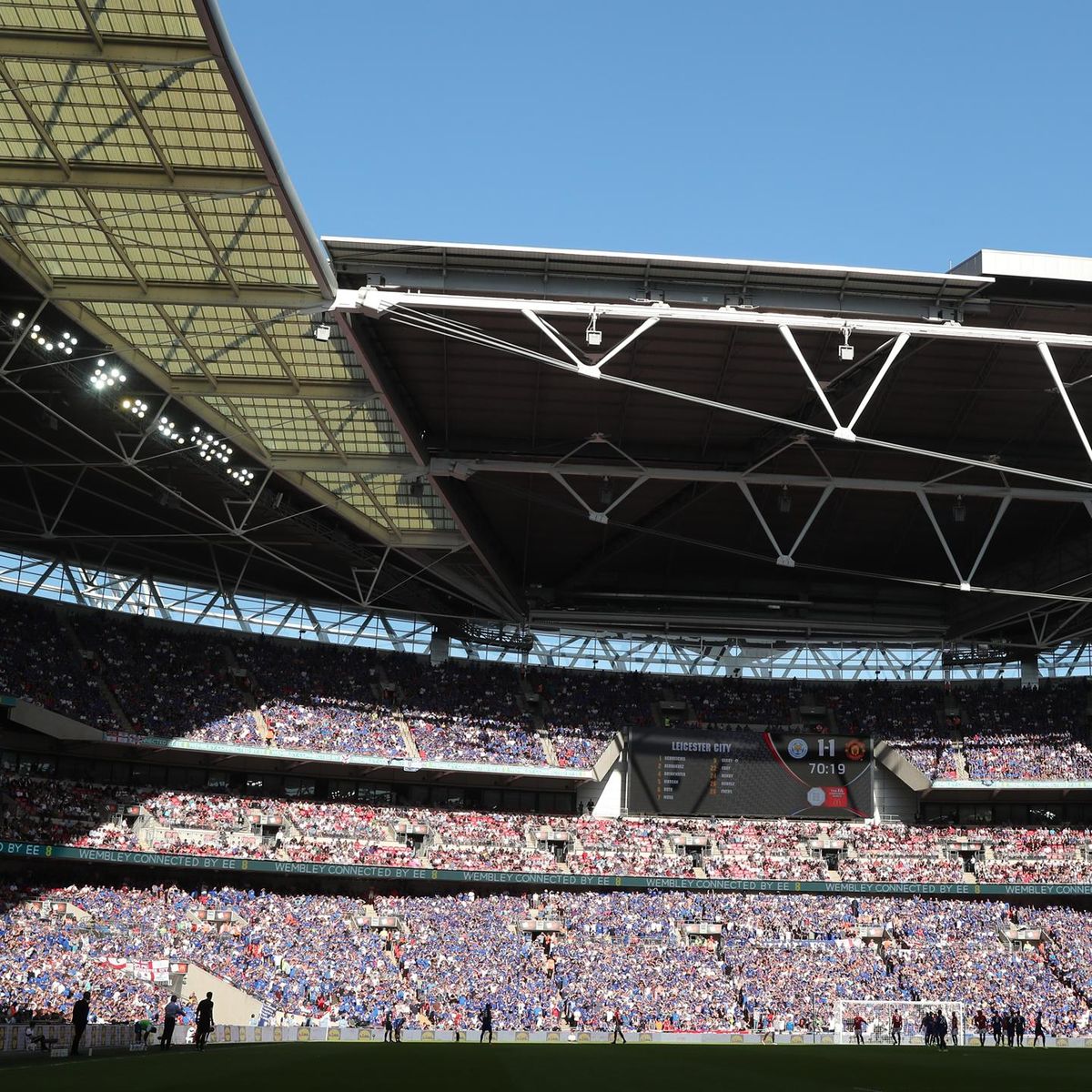 chelsi planiruet pereehat na uembli