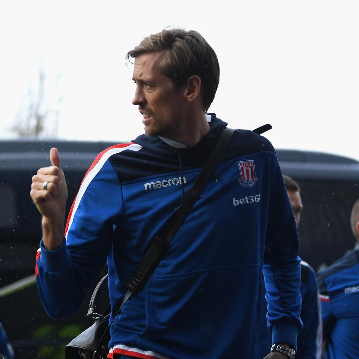 The Warm Up Chelsea Want To Sign Peter Crouch Eurosport