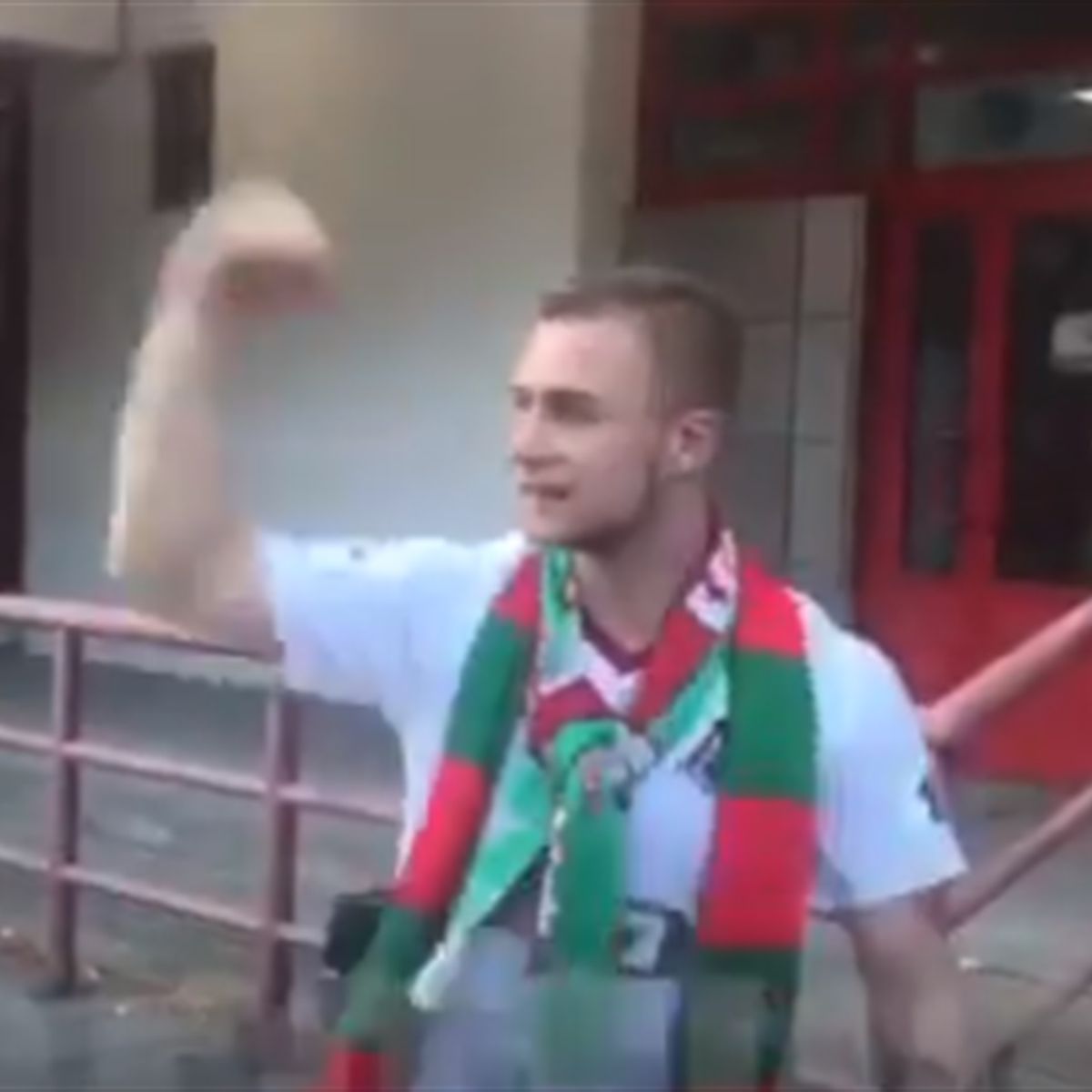 imet spartak igrok loko ispolnil