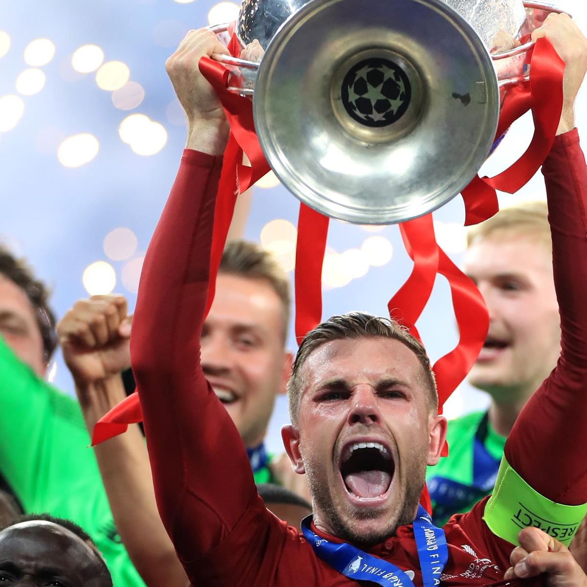 Liverpool Players Demand Jordan Henderson Lift Premier League Trophy Paper Round Eurosport