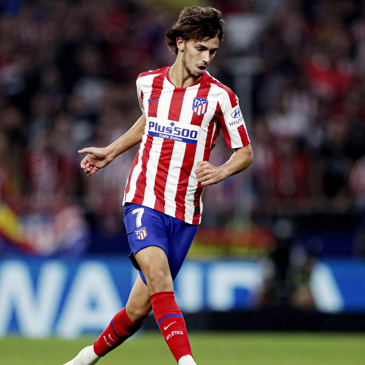 Football News Joao Felix Beats Jadon Sancho And Kai Havertz To Win Golden Boy Award Eurosport