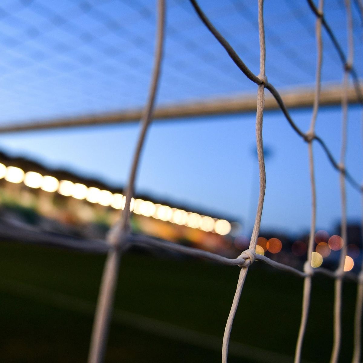 igrok slomal lodyzhku i podal v sud na