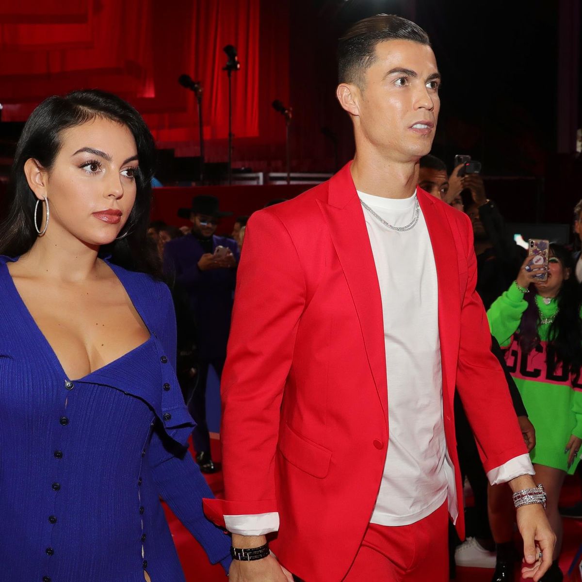 Bientôt six enfants pour CR7 : Cristiano Ronaldo et sa compagne Georgina Rodriguez attendent des jumeaux - Eurosport