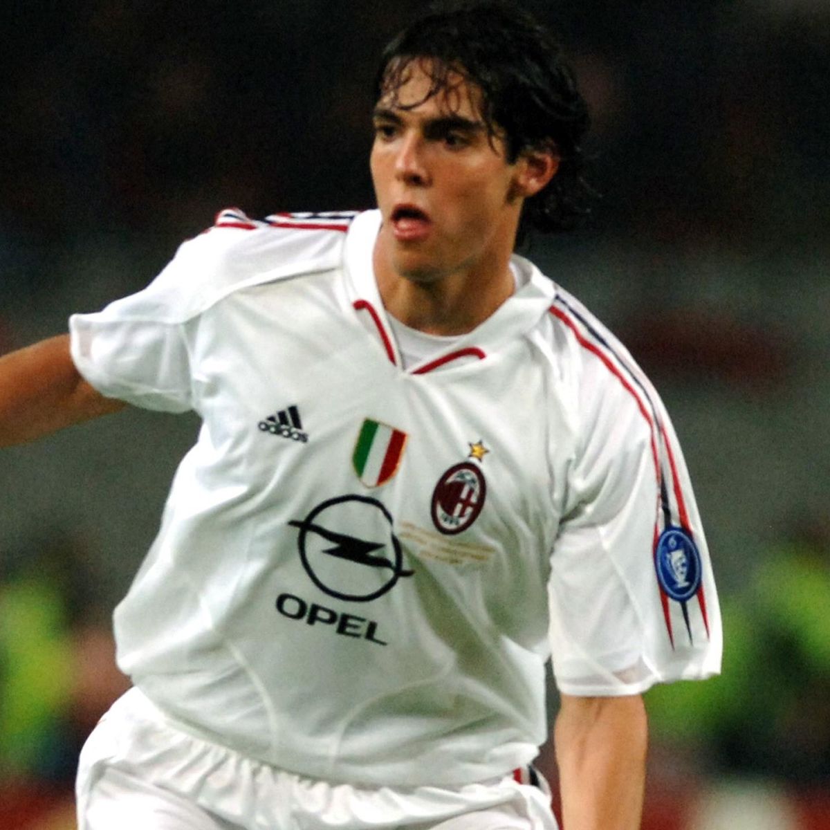 Football news - Remembering Kaka's assist for Crespo in AC Milan's 2005 loss to Liverpool - Eurosport
