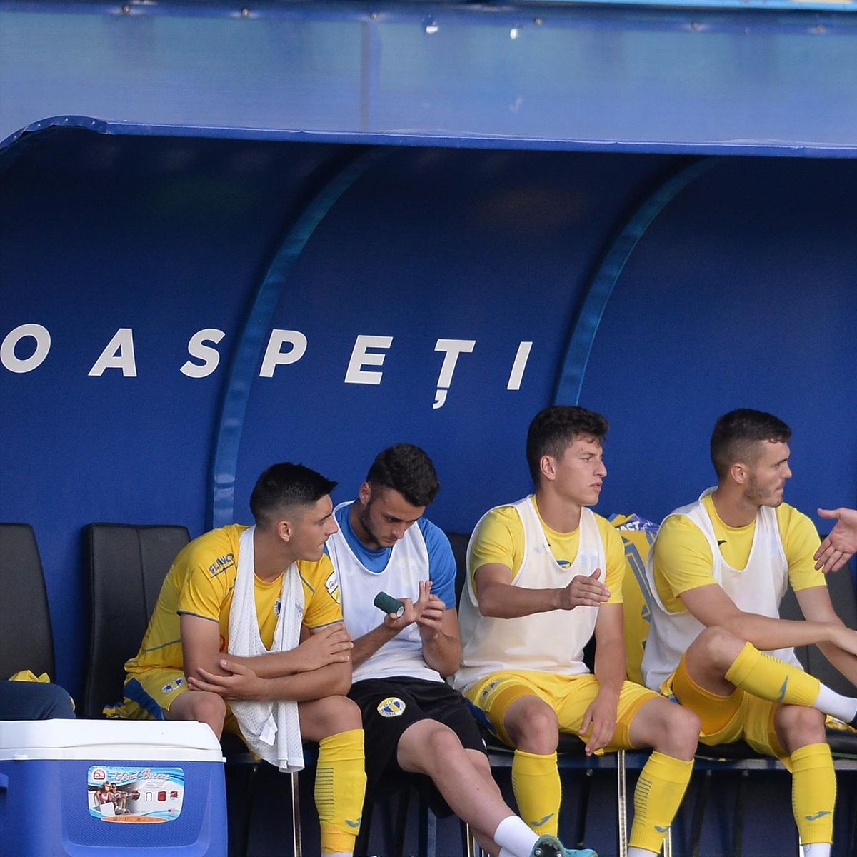 VeÈ™ti Proaste Pentru Petrolul Cei 6 JucÄƒtori TestaÈ›i Din Nou Pozitiv Cu Covid 19 Eurosport