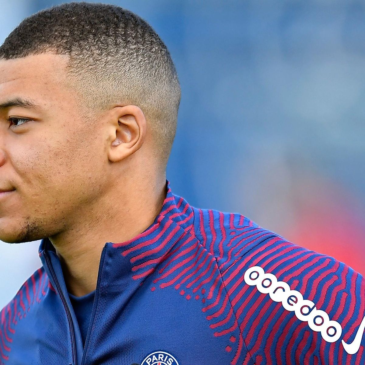 Mbappe Haircut / Kylian Mbappe Gets 19th Birthday Haircut And Is