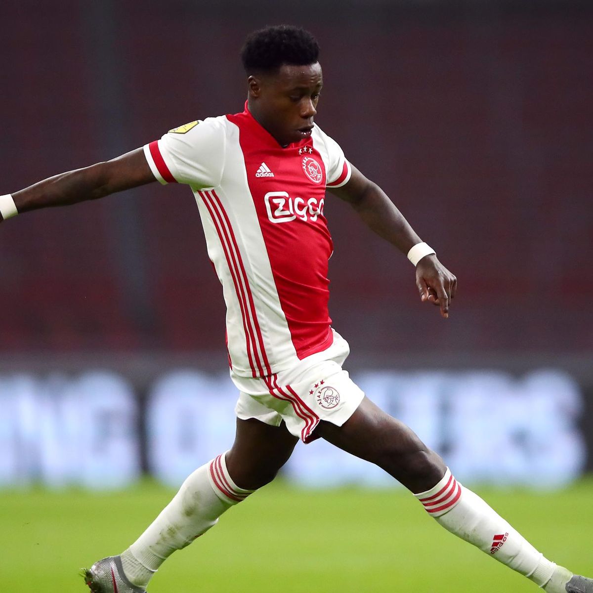 Ajax Profi Quincy Promes Nach Messerstecherei Aus U Haft Freigelassen Eurosport