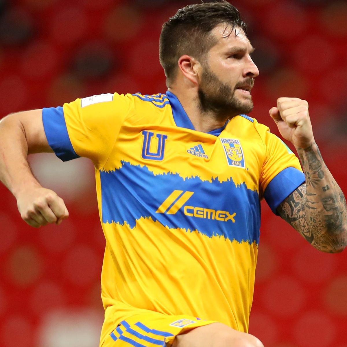 Andre Pierre Gignac Inscrit Un Double Et Envoie Les Tigres En Demies Eurosport