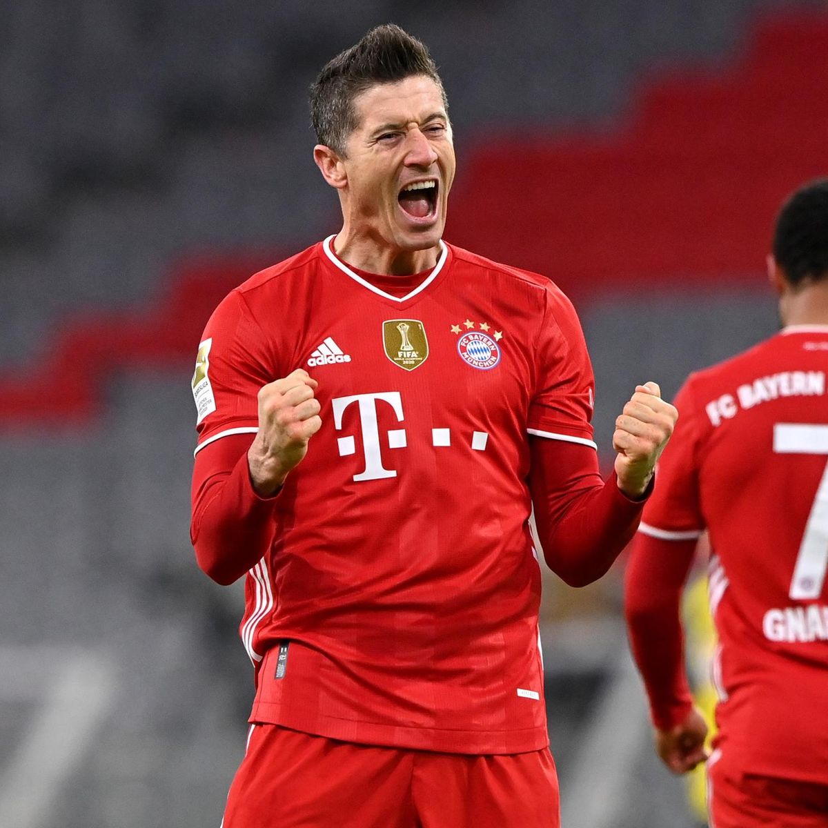 fc bayern munchen dreht topspiel gegen bvb lewandowski trifft dreifach nach 0 2 eurosport