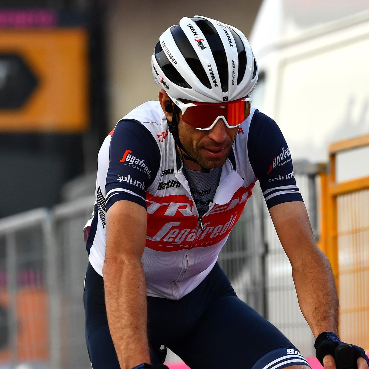 Vincenzo Nibali Trek Segafredo 2024 favors
