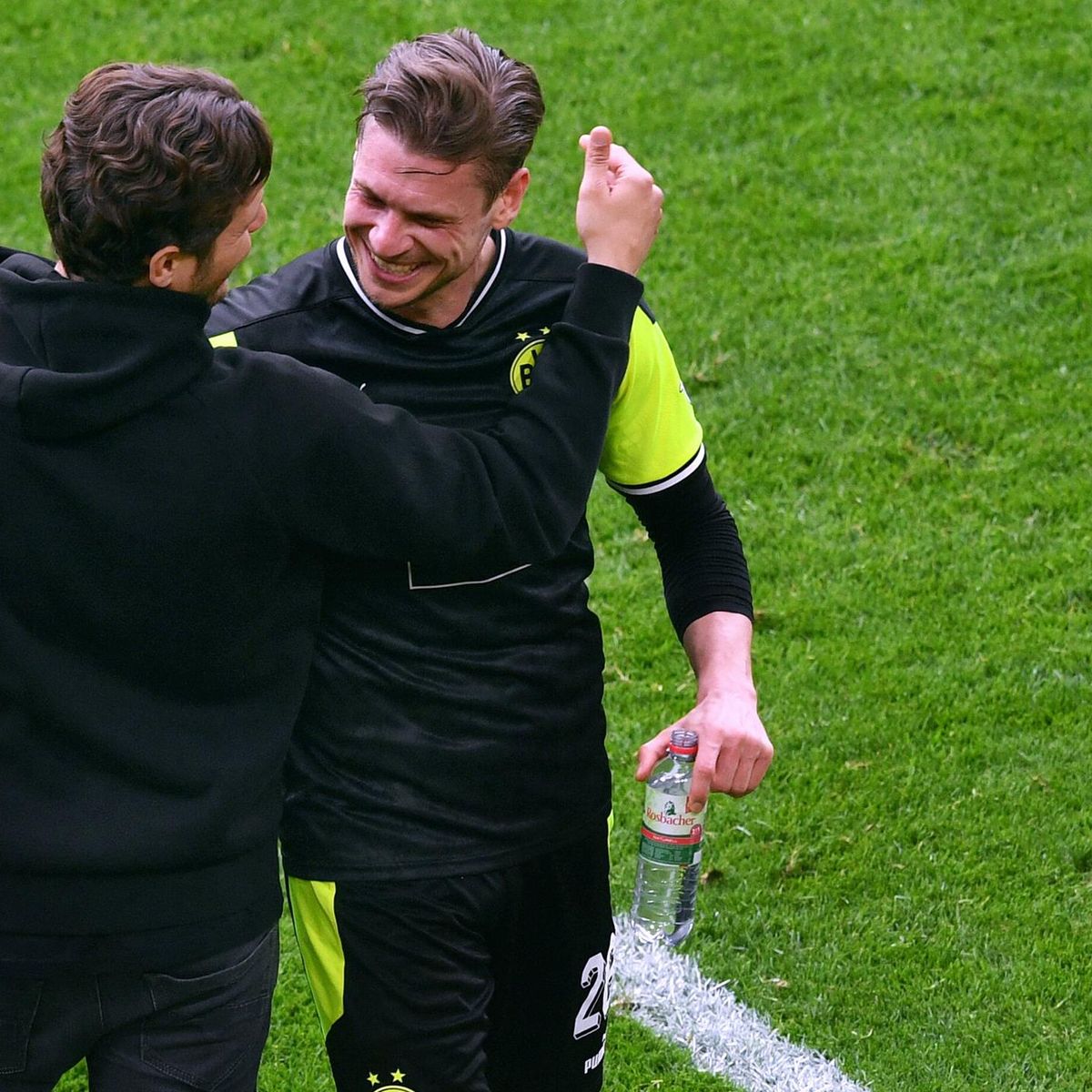 Bvb Routinier Piszczek Uberzeugt Gegen Union Warum Er Noch Einmal Wichtig Werden Konnte Eurosport