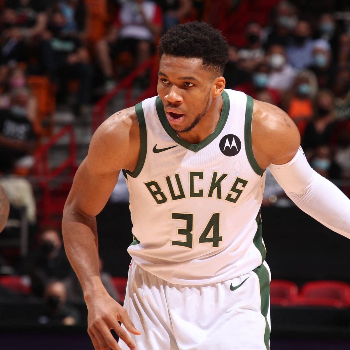 Nba Milwaukee Erstes Team Im Viertelfinale Eurosport