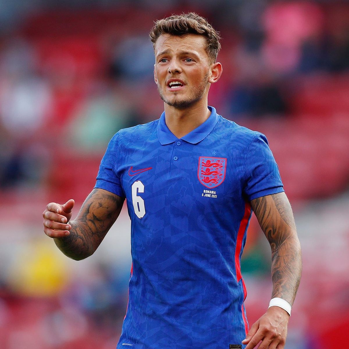 Arsenal, Manchester United, Liverpool and Tottenham battle over England new-boy Ben White - Paper Round