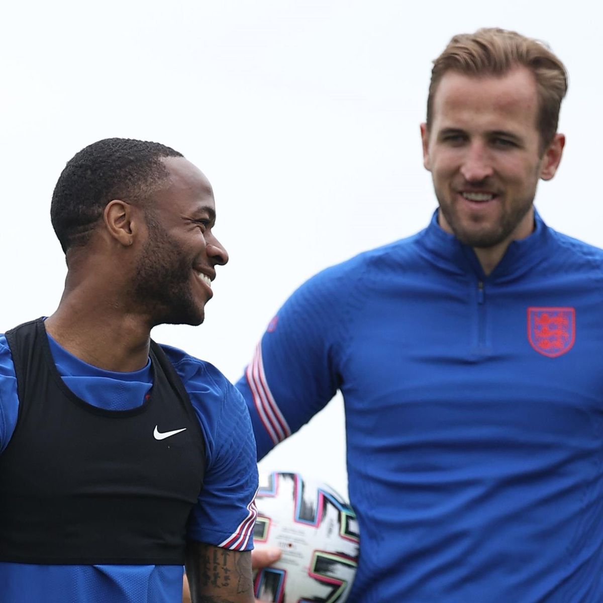 Man City’s £100m Harry Kane bid just the start of negotiations, Man Utd move for Pau Torres – Paper Round
