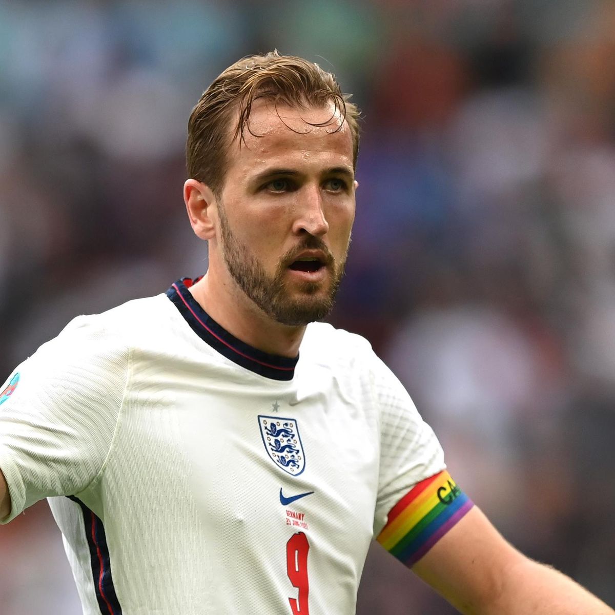 Euro Paul Parker Harry Kane Lucky To Still Be Playing And Why Mason Mount Will Come Back In For Ukraine Eurosport
