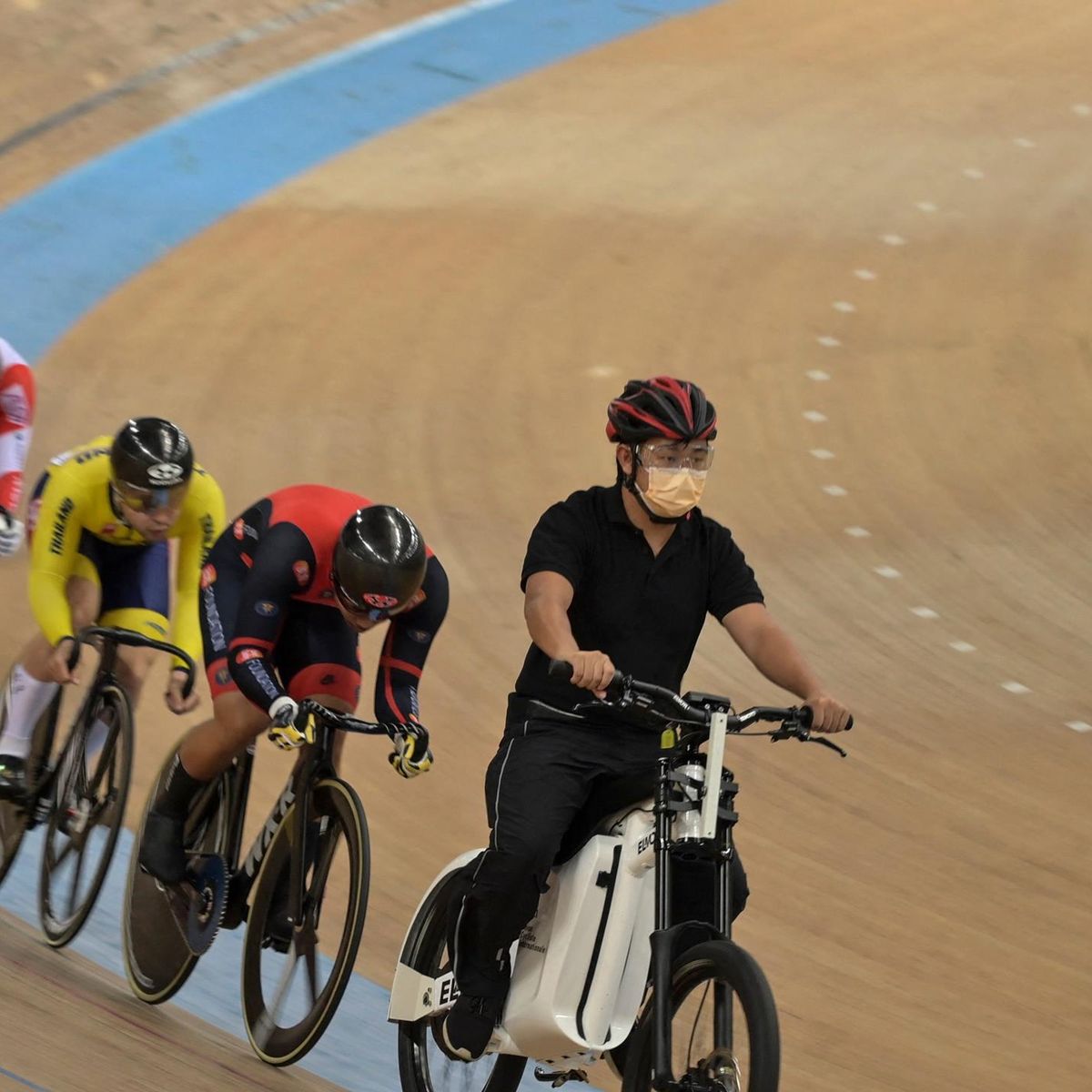 Keirin cycling olympics 2021
