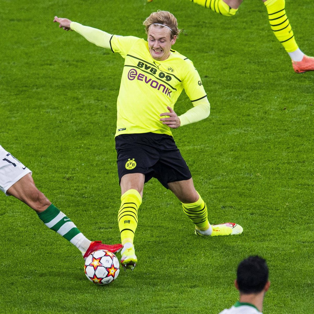 Borussia Dortmund Sporting Lissabon Jetzt Live Im Tv Livestream Und Liveticker Eurosport