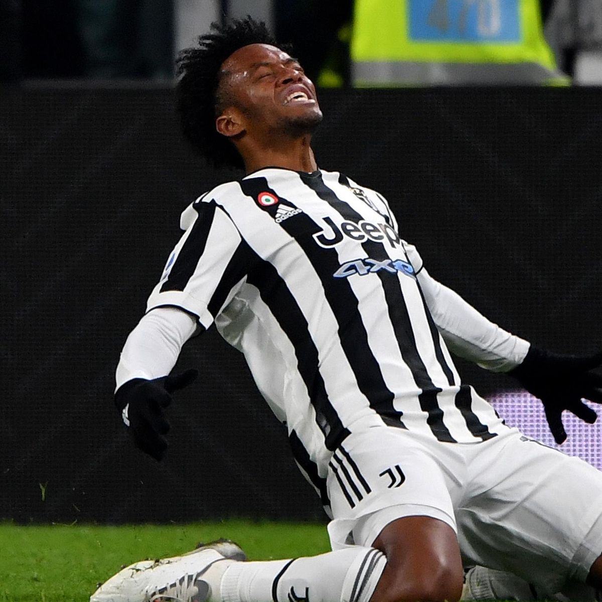 Calcio, Serie A - Juventus-Fiorentina 1-0: il gol di Cuadrado al 91'  rilancia Allegri - Eurosport