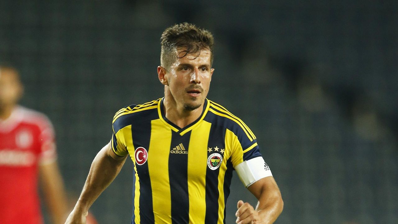 Emre Belozoglu Ndan Demba Ba Ya Destek Eurosport