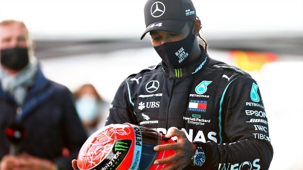 Lewis Hamilton Honoured To Be Given Idol Michael Schumacher S Helmet By Son Mick Eurosport