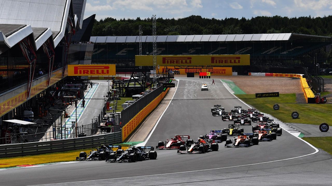 Silverstone Will Hold An F1 Sprint Race Before The British Grand Prix Says The Sport S Ceo Eurosport