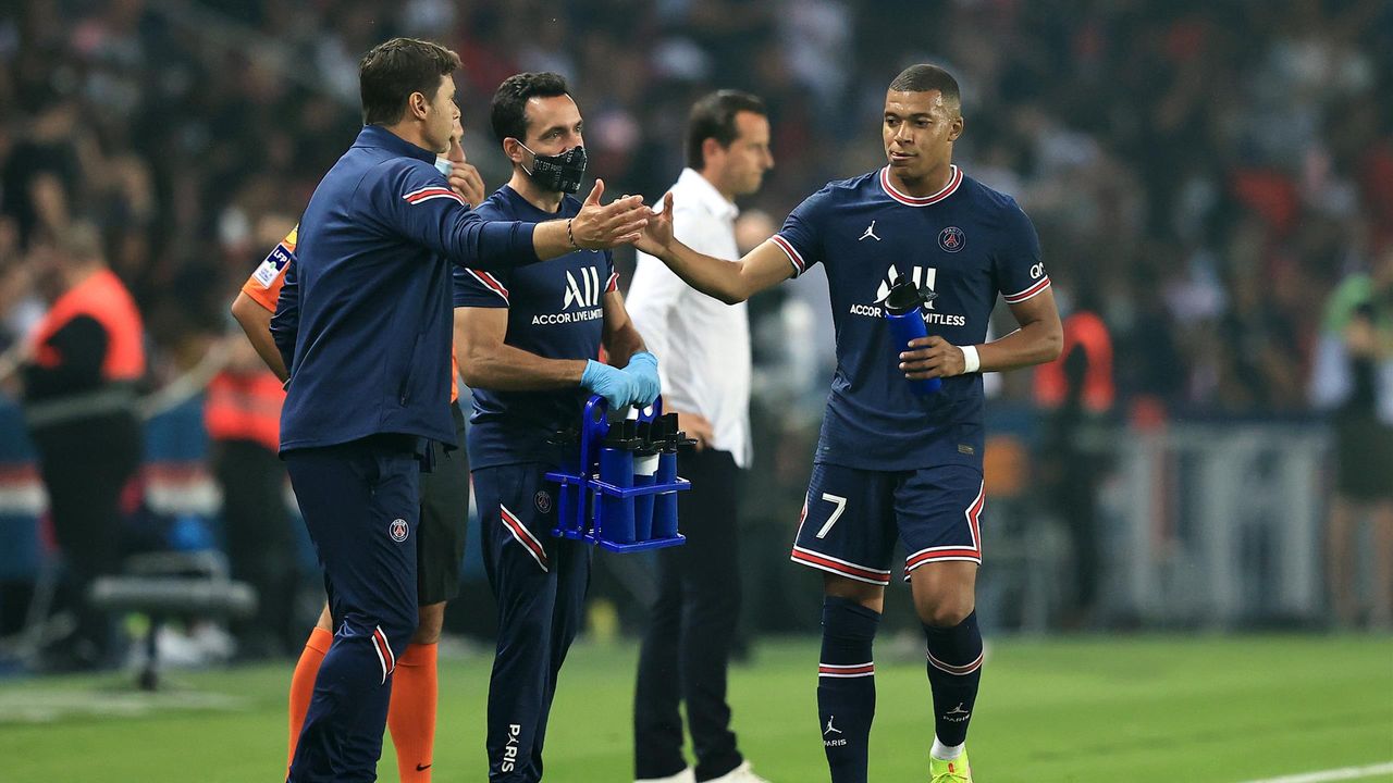 ligue 1 news mauricio pochettino claims he did not hear boos after kylian mbappe jeered during psg win eurosport