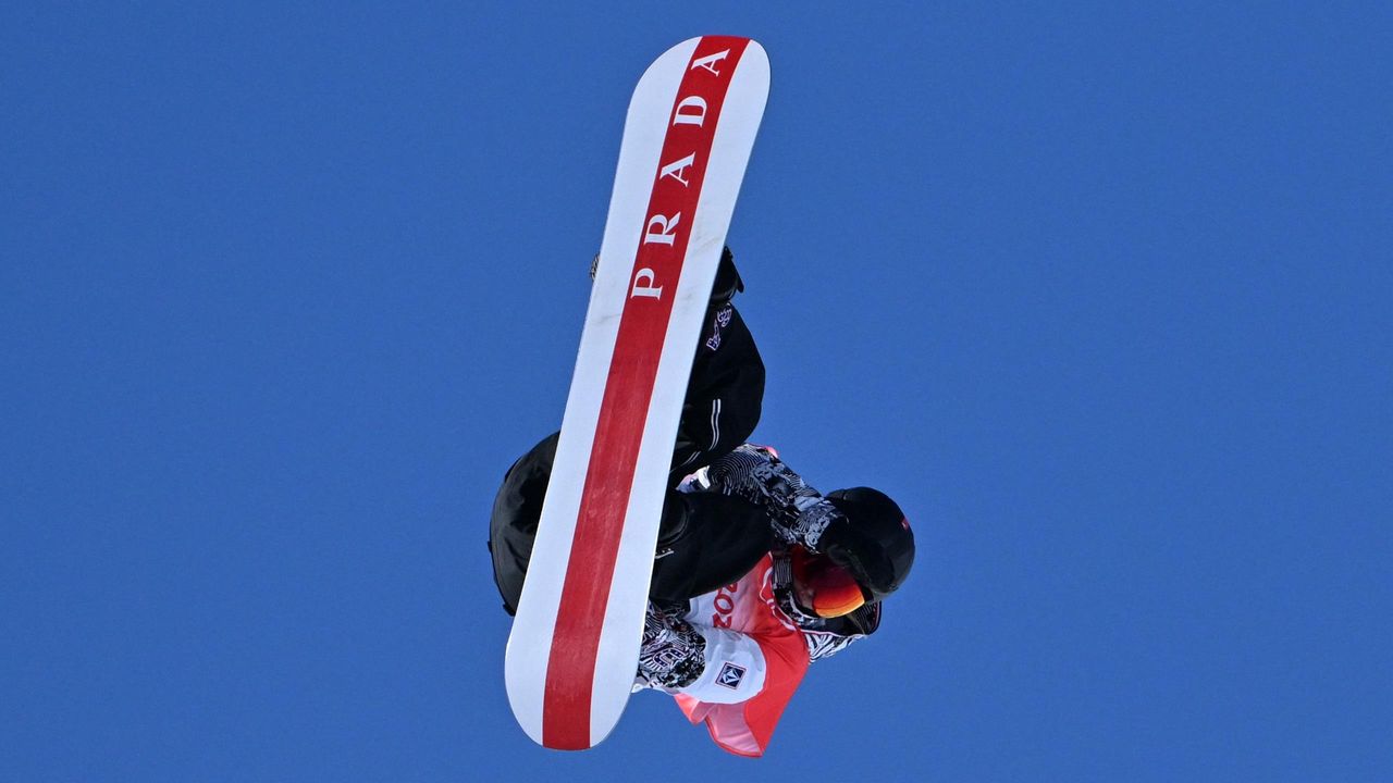 Mexico Zeemeeuw verlangen Olympia 2022: Snowboard-Star Julia Marino fährt mit "Prada"-Board - und  darf jetzt nicht mehr starten - Eurosport