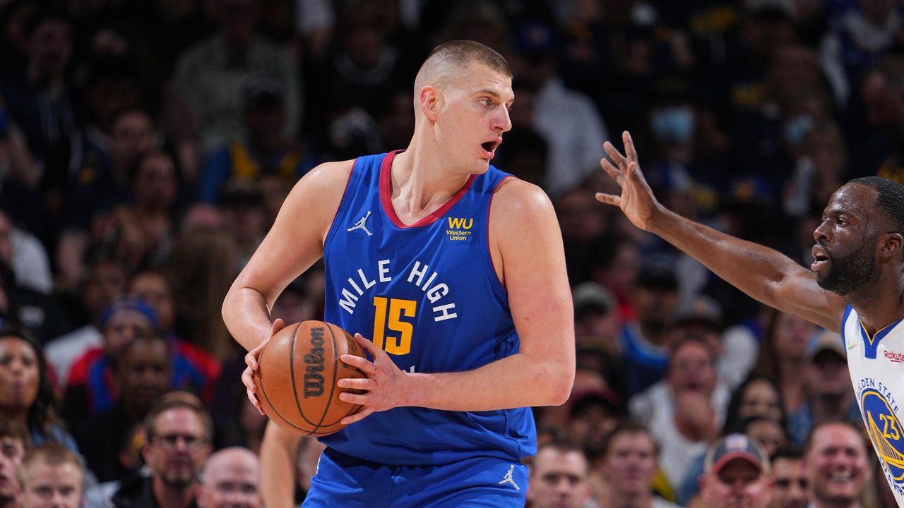 NBA: Nikola Jokic zum zweiten Mal in Folge zum MVP gewählt - US-Stars verpassen Sprung in die Top drei - Eurosport