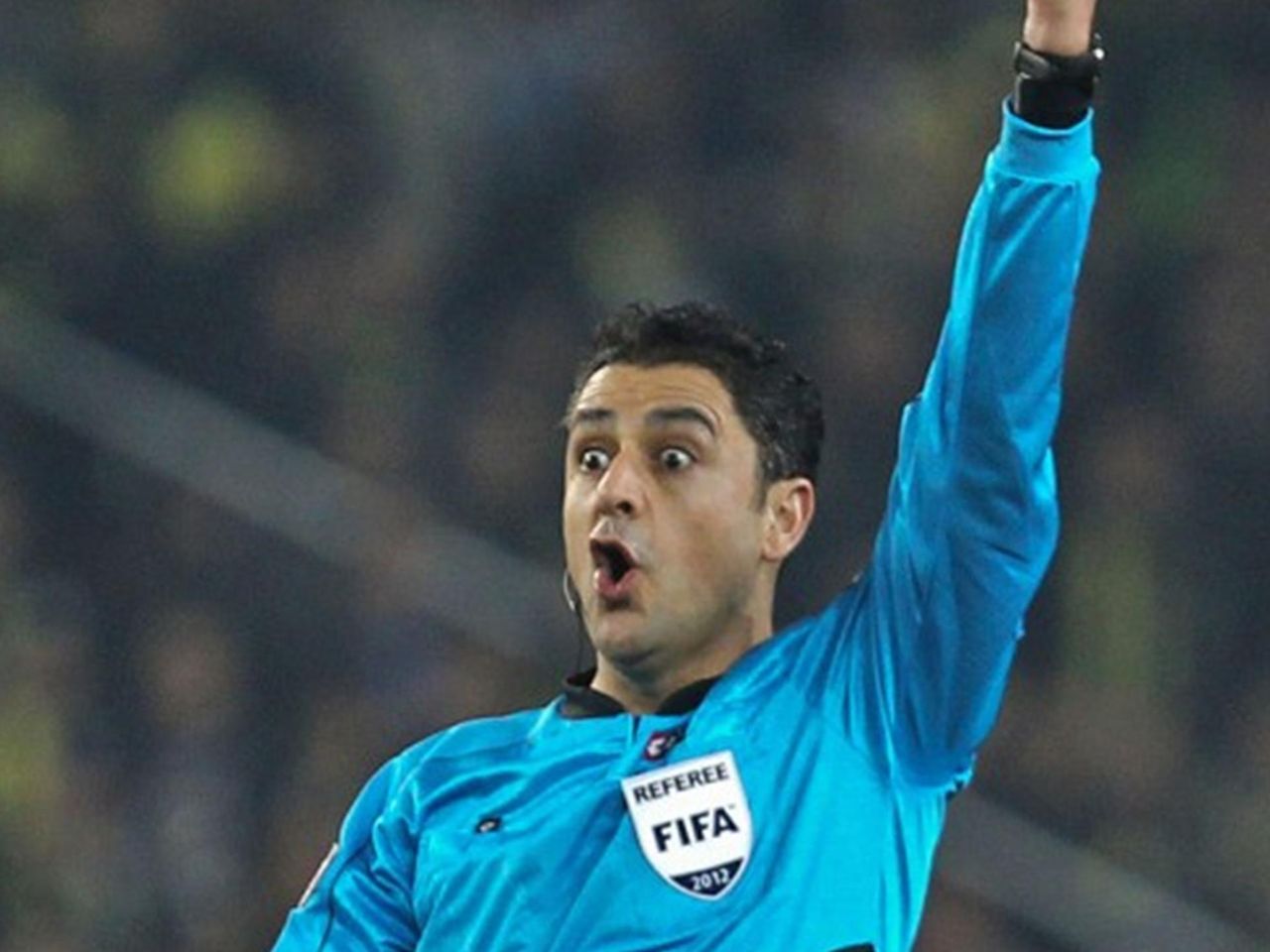 Fenerbahce Galatasaray Derbisinin Hakemi Bulent Yildirim Kimdir Eurosport