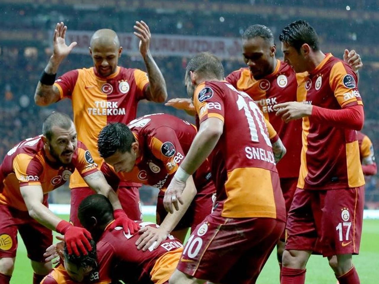 Galatasaray 3–0 Akhisar Belediyespor - GALATASARAY.ORG