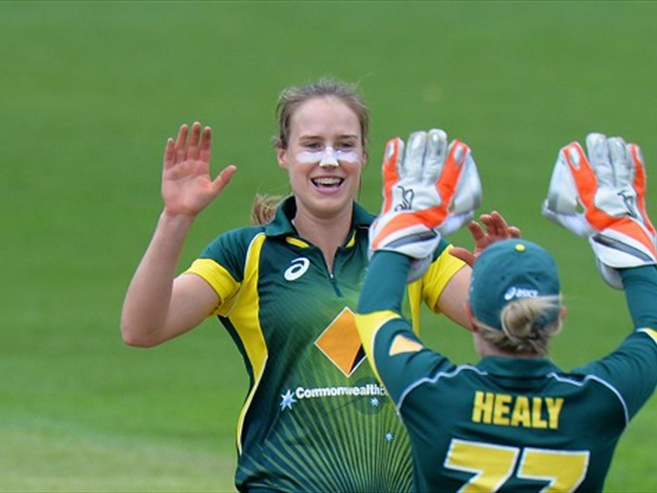 Ellyse Perry Wiki Height Age Husband Family Biography More Famous People Wiki