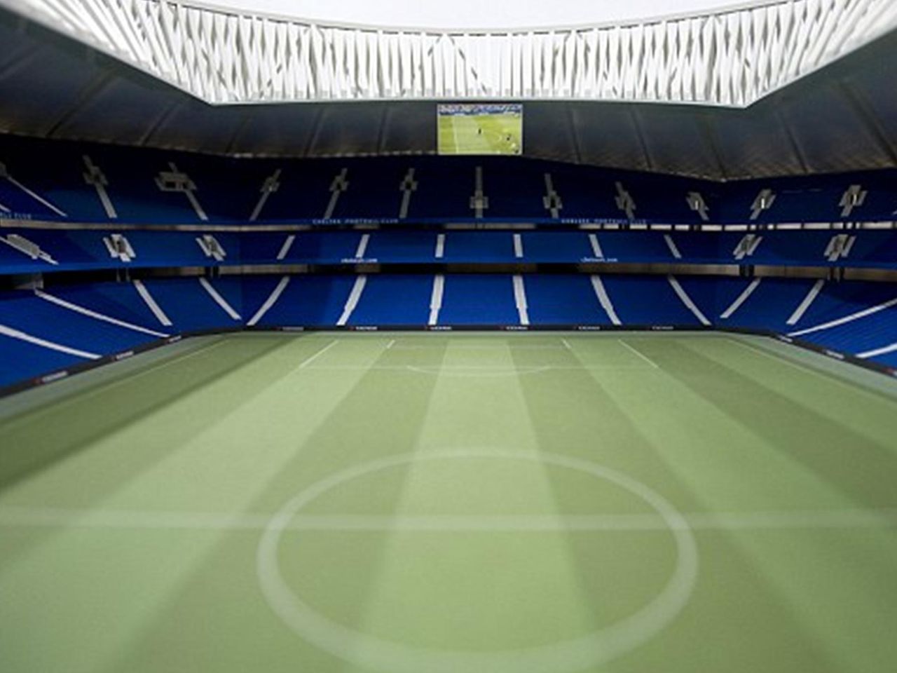 chelsi zamorozil proekt po